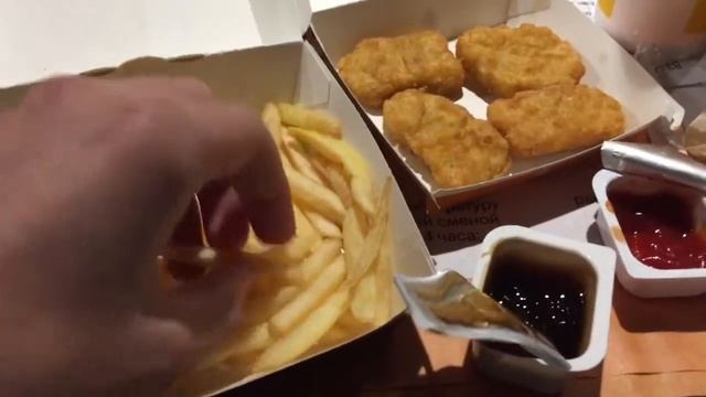 Обзор на заказ Жилиусу из макдональдса(посвящено Марату Мурзаеву) смотреть онлайн
