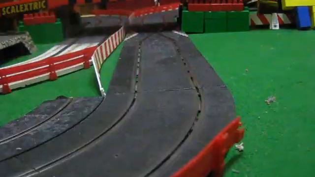 Escalextric vuelta al circuito 2 смотреть онлайн