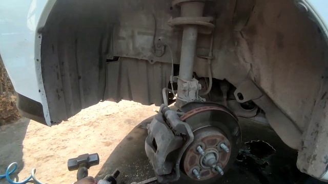 Toyota etios front arm change смотреть онлайн