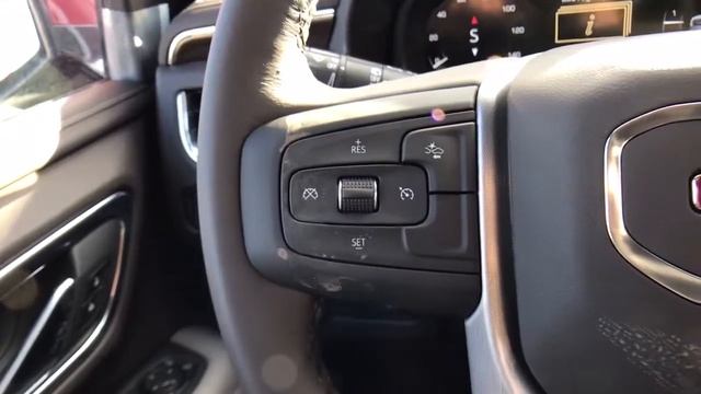 2022 GMC Yukon SLE EcoTec3 5.3L V8 4D SUV 10-Speed Automatic with Overdrive Cayenne Red Tintcoat смотреть онлайн