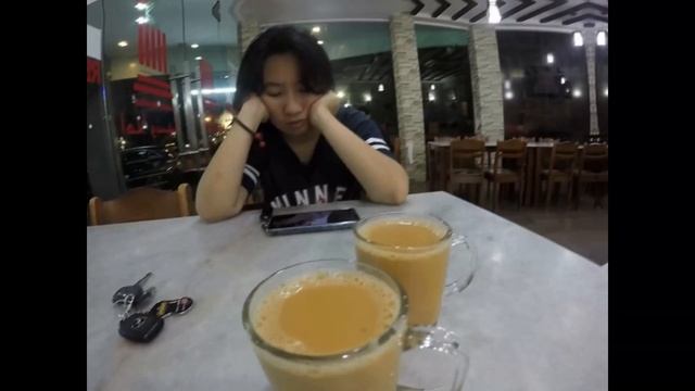 Middle Eastern Supper at Qasar Saba, Kuantan смотреть онлайн
