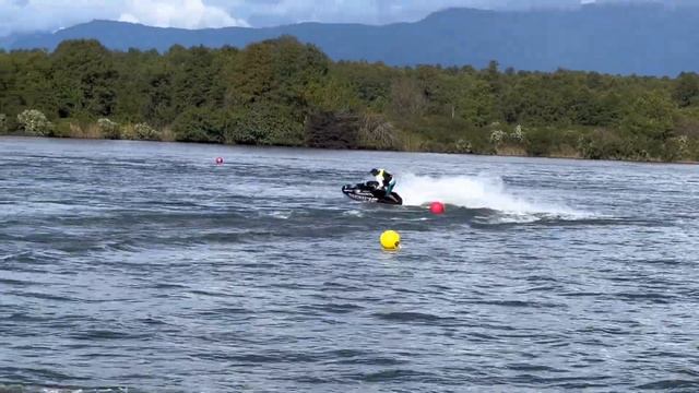 Вот это скорость! Фестиваль Аквабайка | JetCamp AbKhazia 1.1 (часть 4) смотреть онлайн