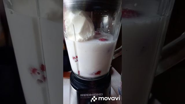 #shorts#коктейль#клубничный# Спасение от жары близко освежающий коктейль в Жару ✅🍓🍓🍓 смотреть онлайн