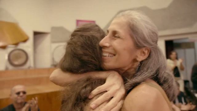 Touch the Light (Tocando la Luz) - New Day Films - Latin American Studies - Disabilities смотреть онлайн