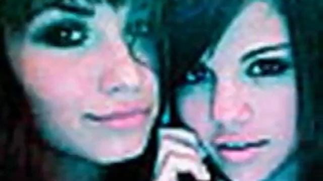 Demi and Selena are BFFL смотреть онлайн