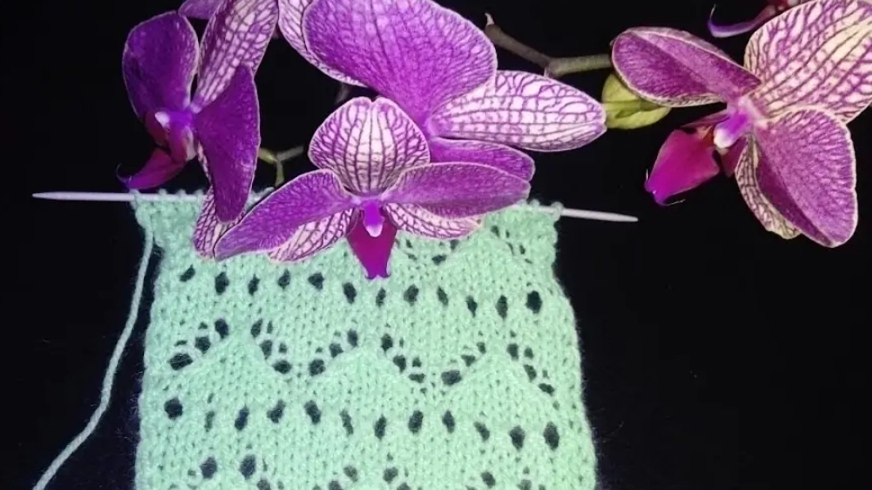 КРАСИВЫЙ УЗОР ВЯЖЕМ СПИЦАМИ смотреть онлайн