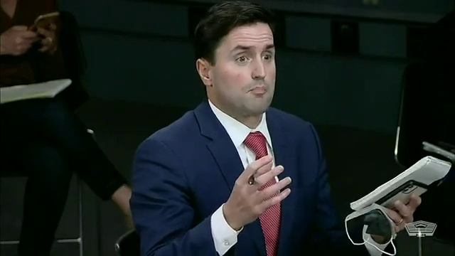 Pentagon Asked: Is China Or Climate Change A Bigger Threat? смотреть онлайн