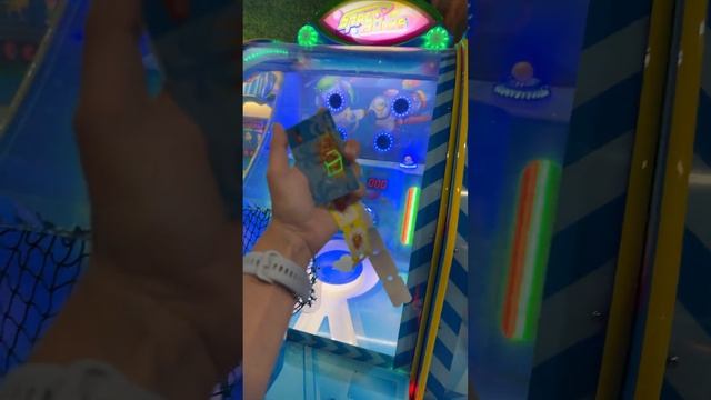 АНАПА/ тц КРАСНАЯ ПЛОЩАДЬ / ИГРОВЫЕ АВТОМАТЫ смотреть онлайн