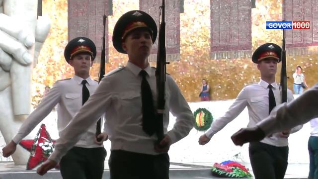 Почетный караул на Мамаевом кургане смотреть онлайн
