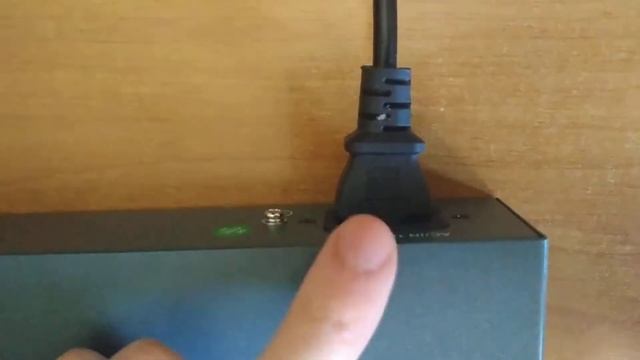 YuanLey 8 Port Gigabit Poe Switch, Ben funzionante смотреть онлайн