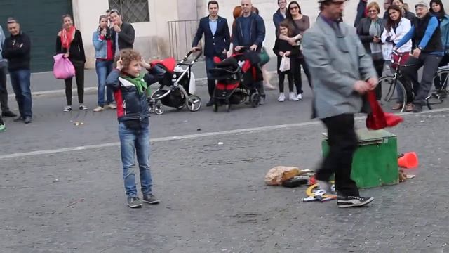 Roma, Italiano, Piazza Navona, Площа Навона, Рим, Италия, Виступление комика РЖАЧ смотреть онлайн