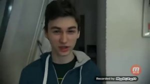 Песня про брайна еда еда иди ко мне сюда все версии!!