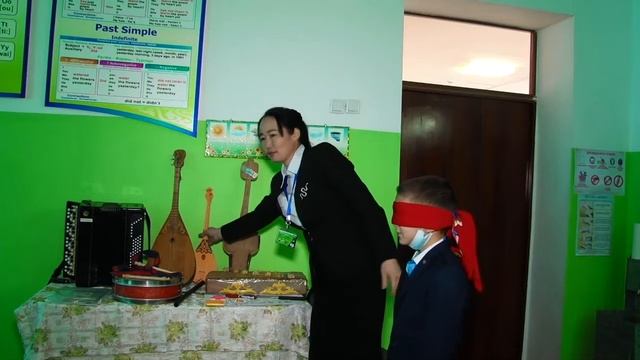 "Қарақұм" жалпы орта мектебінің ағылшын тілі пәні мұғалімі Аймаханбет Айнұр смотреть онлайн