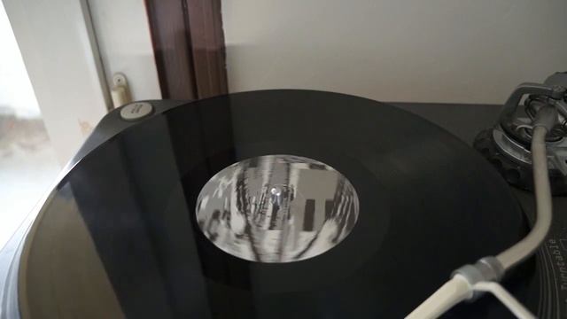 Explore Toi 63 - B - Base Mobile, Etno, Notek & Spiral Tribe - Fontainebleau 1995 смотреть онлайн