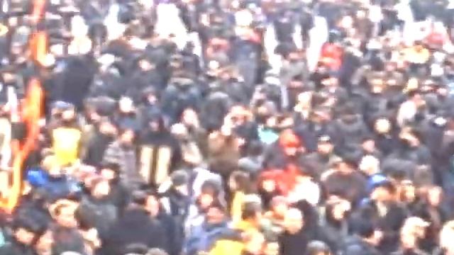 13 апреля после стычки Около 15 часов на площади Харькова смотреть онлайн