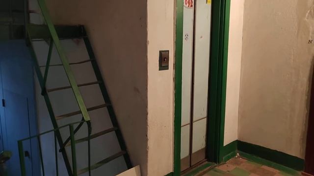 Лифт УКМ, Г/П 350 кг, V=0,71 м/сек (просп. Героев, 11, подъезд 4, г. Днепропетровск) смотреть онлайн