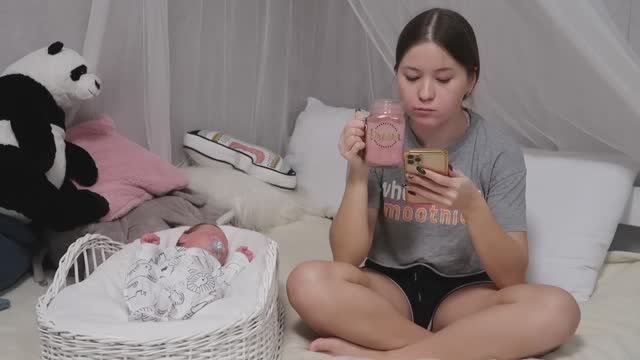 ДЕНЬ С РЕБОРНОМ ЛУИ | DAY IN THE LIFE OF A REBORN BABY смотреть онлайн