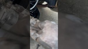 Mitsubishi outlander 2022 - 2025 замена задних колодок электронный ручник