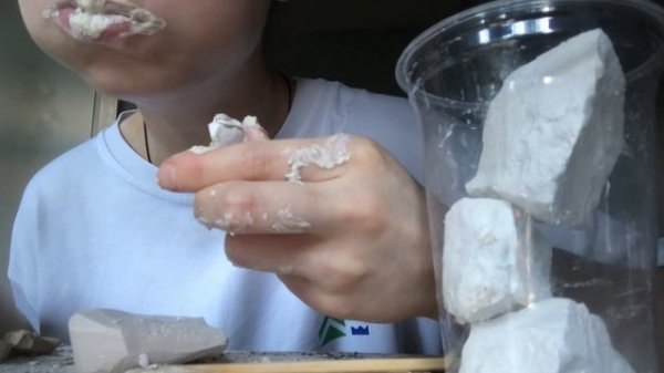 Мел В ПАСТЕ АСТАНА ИДЕАЛ-АСТАНА 2. Чумазое видео . Глотаю 30%🗻🍬🍭