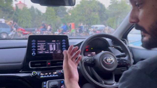 New Toyota Aqua 2022/2024 & Old Toyota Aqua | Short Comparison Review | #funcarz #hybrid #automobil смотреть онлайн