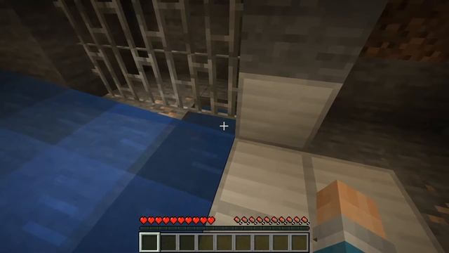 НУБ ДЕЛАЕТ ПОБЕГ В МАЙНКРАФТ! MINECRAFT ЛОВУШКИ КАК СБЕЖАТЬ смотреть онлайн