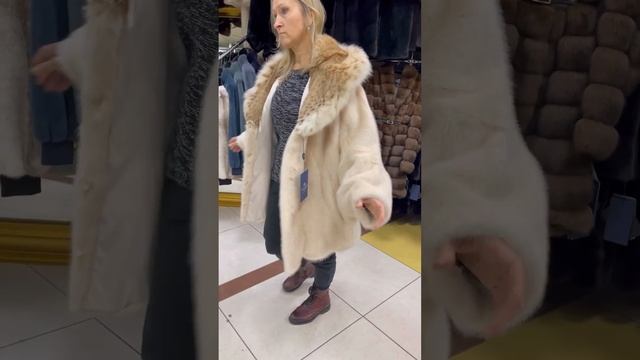 Доступна к заказу Шубы в Дубне Меховой на Тверской смотреть онлайн