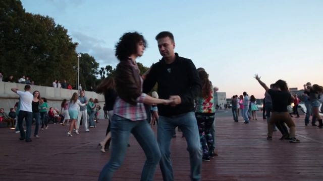 Резвый Хастл Опен Эйр 22.08.14 смотреть онлайн