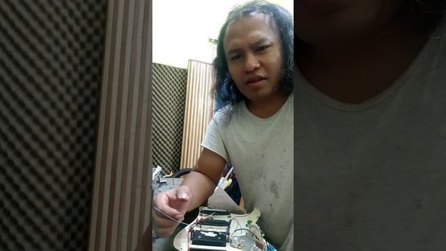 Mengenal wiring gitar strat dulu смотреть онлайн