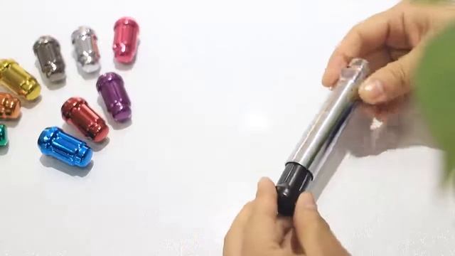 HONISHEN Multi Color Spline Locking Lug Nuts смотреть онлайн