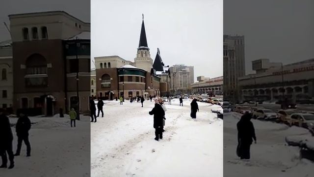 площадь трёх вокзалов смотреть онлайн