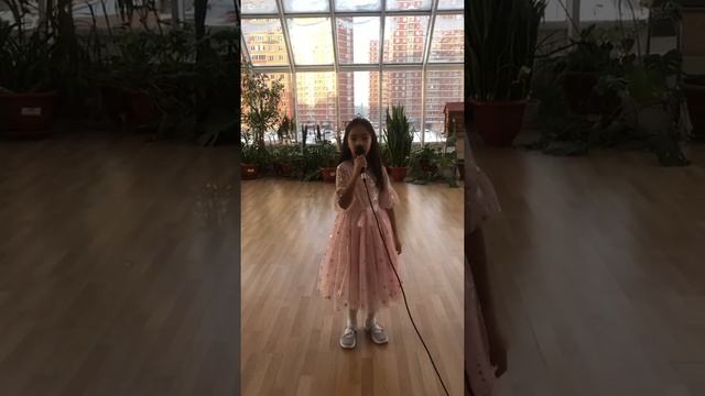 Зарина Абитова. Новый год.. смотреть онлайн