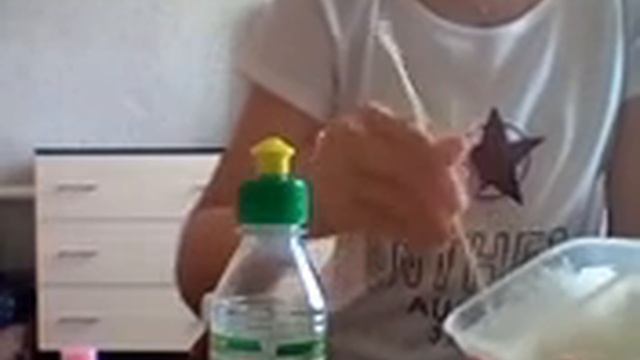 Делаю слайм/из клея мастер супер/и из клея луч/ смотреть онлайн