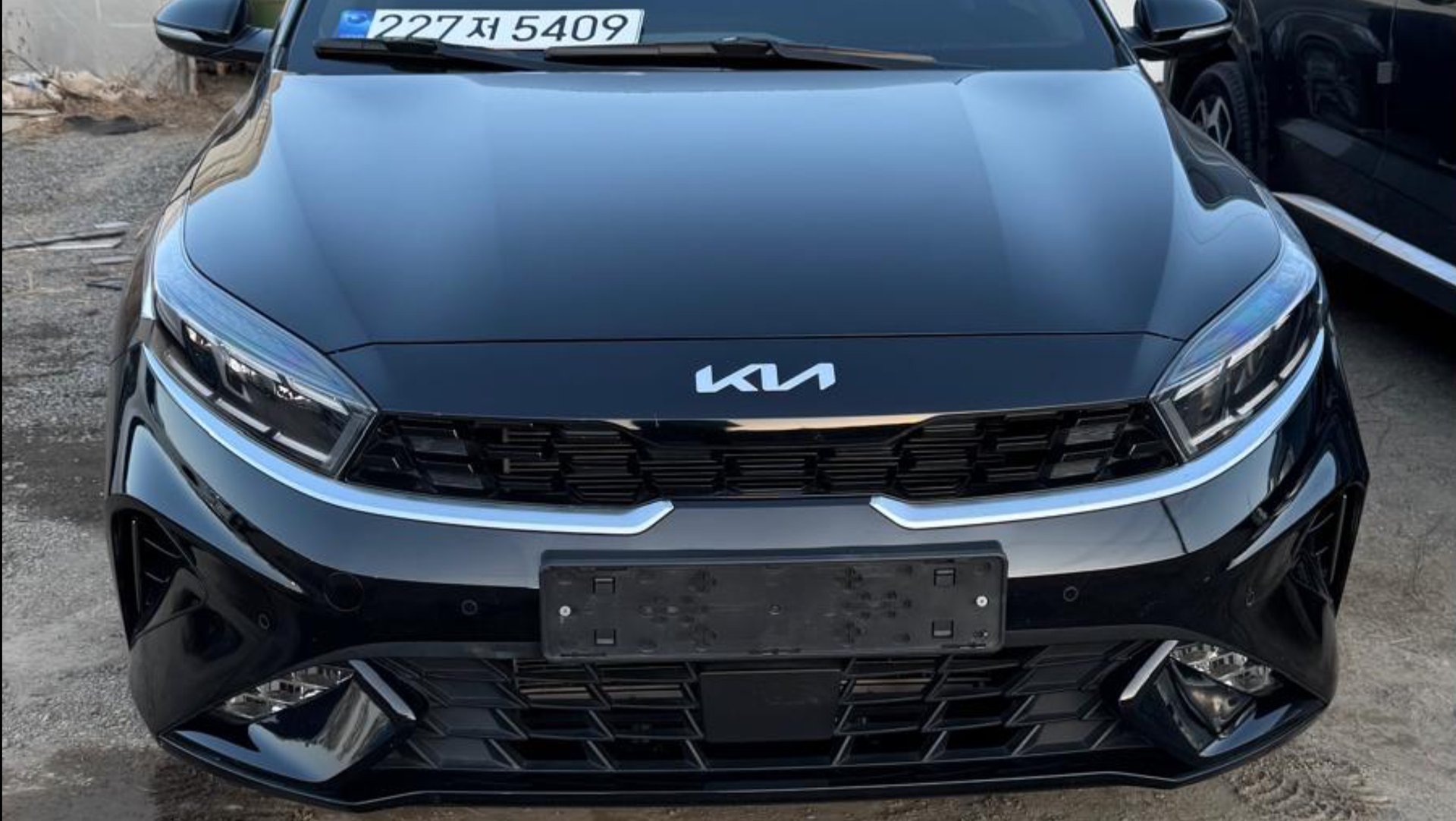 KIA K3 из Южной Кореи в комплектации Signature 2021 год 1.6 бензин смотреть онлайн