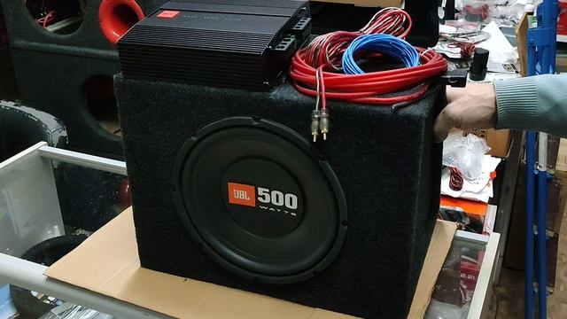 басовый комплект: оригинальный сабвуфер JBL + усилок+ кабель обзор-включение смотреть онлайн