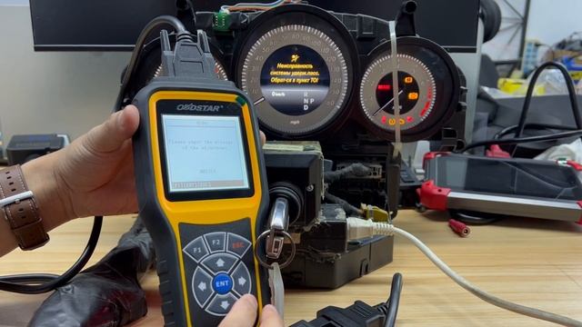 OBDSTAR X300M mileage adjustment: Mercedes-Benz W204 - obdexpress.co.uk смотреть онлайн