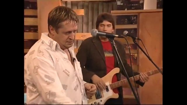 Группа «Рождество» - Белая-белая (ремастер звука). смотреть онлайн