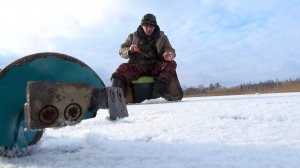 Рыбалка 13 января на безмотылки и длинные, история новой рыбалки