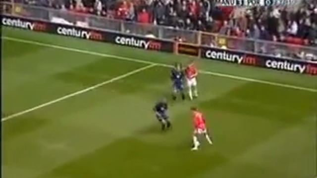 soccer - Cristiano Ronaldo signature moves.mp4 смотреть онлайн