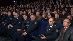 Со сцены на свободу. Финал концерта "Калина красная" 2011