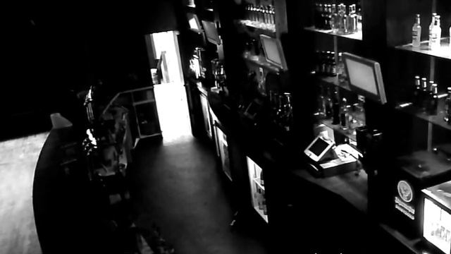 Poltergeist caught on CCTV in Havana, Wakefield! смотреть онлайн