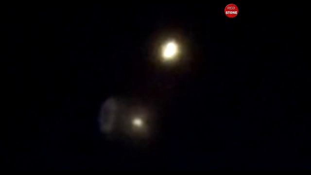 Paranormal Activity in World Skies - And UFOs Emits from Sky Gates смотреть онлайн