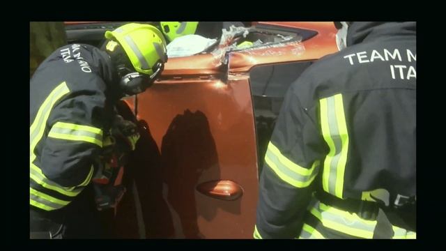 Holmatro Rescue Challenge Italian Milano Team смотреть онлайн