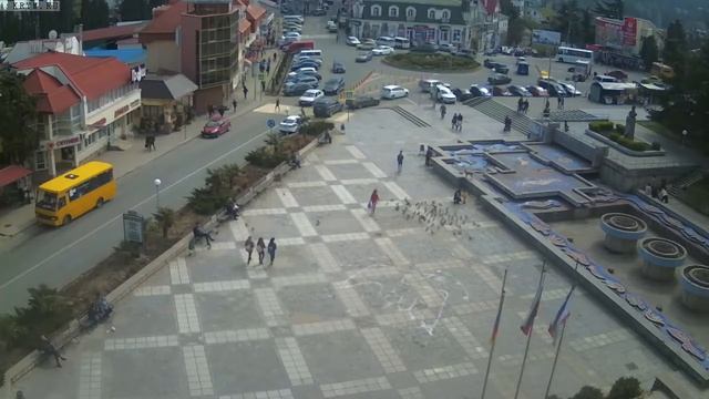 Вебкамера "Площадь Советская". Запись 11.04.2017 14:00:05 смотреть онлайн