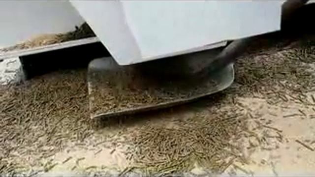 YHKJ300 Animal Feed Pellet Machine for Cattle Sheep смотреть онлайн
