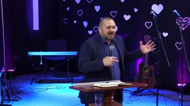 Трудящийся достоин награды ч. 1 смотреть онлайн