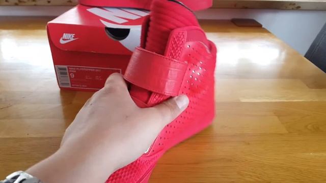 Nike Air Flystepper 2k3 PRM University Red Kritik Hass Shitty Sneaker Review by Killer Shoes смотреть онлайн