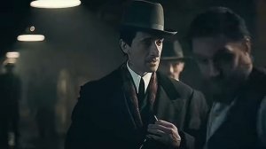 Альфи Соломонс напрягает Луку Чангретта