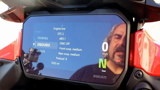 Ducati multistrada V4s review . Kokkina fegaria test смотреть онлайн
