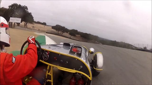 Marcus Bicknell, Manning V8, Laguna Seca 16 Oct 2022, extra camera on Slim's dark blue Baldwin. смотреть онлайн