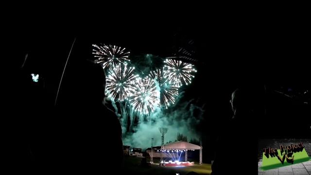 9.05.2017, Фейерверк, Новомосковск смотреть онлайн